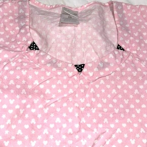 Disney Minnie Mouse Pink Heart Print XS T-Shirt 100% Cotton Made In Vietnam - Picture 3 of 8